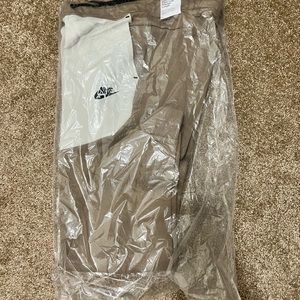Nike Tech Fleece